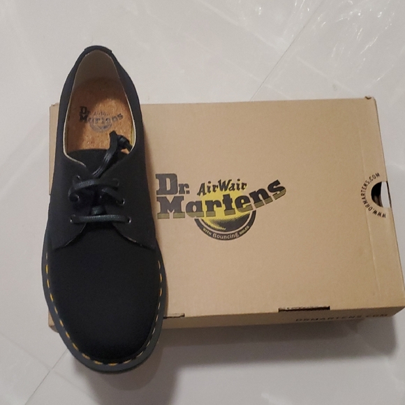 Dr. Martens Black Men's Shoes - Picture 5 of 5